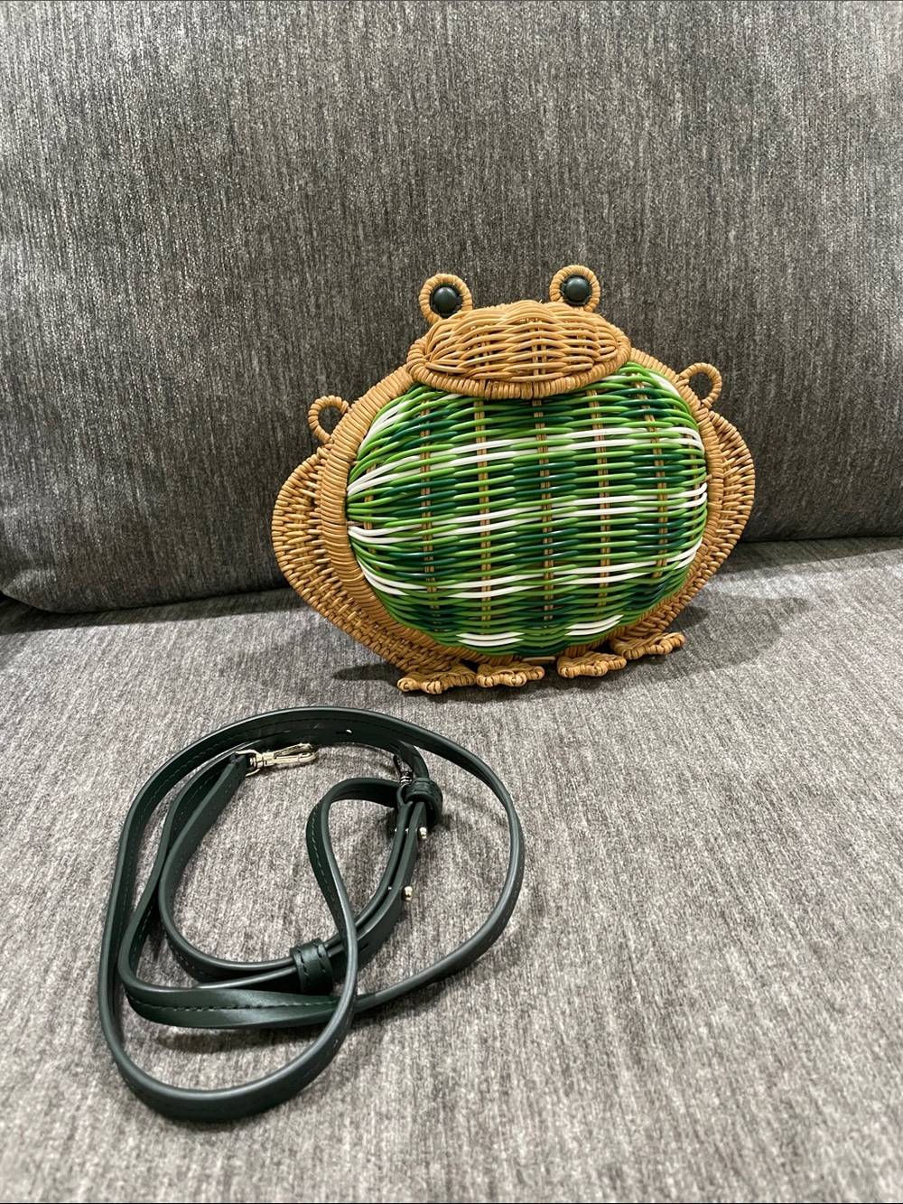 Kate Spade Hoppkins Wicker Frog Crossbody Limited Edition - Picture 8 of 16